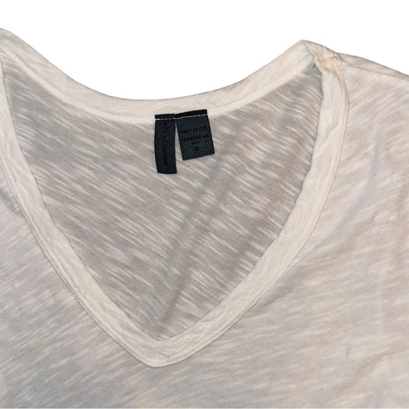 Anthropologie Left Of Center V Neck Ruffled Tee - Picture 6 of 8